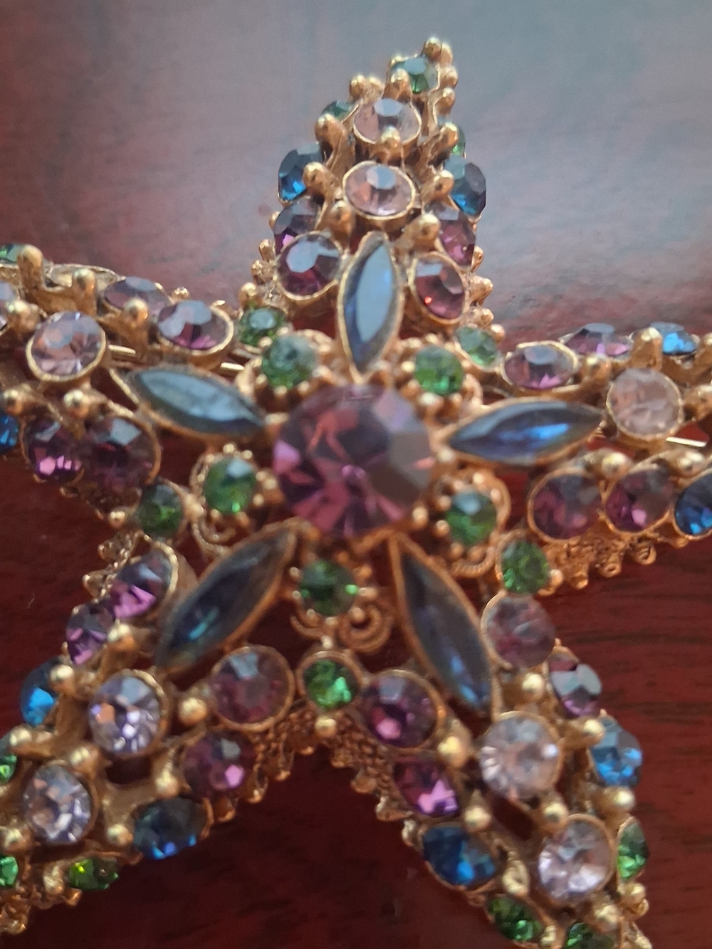 VINTAGE FLORENZA Multicolor Crystal Starfish Brooch